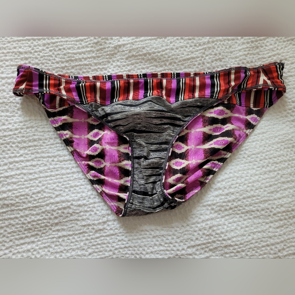 Reversible Athleta bikini bottoms